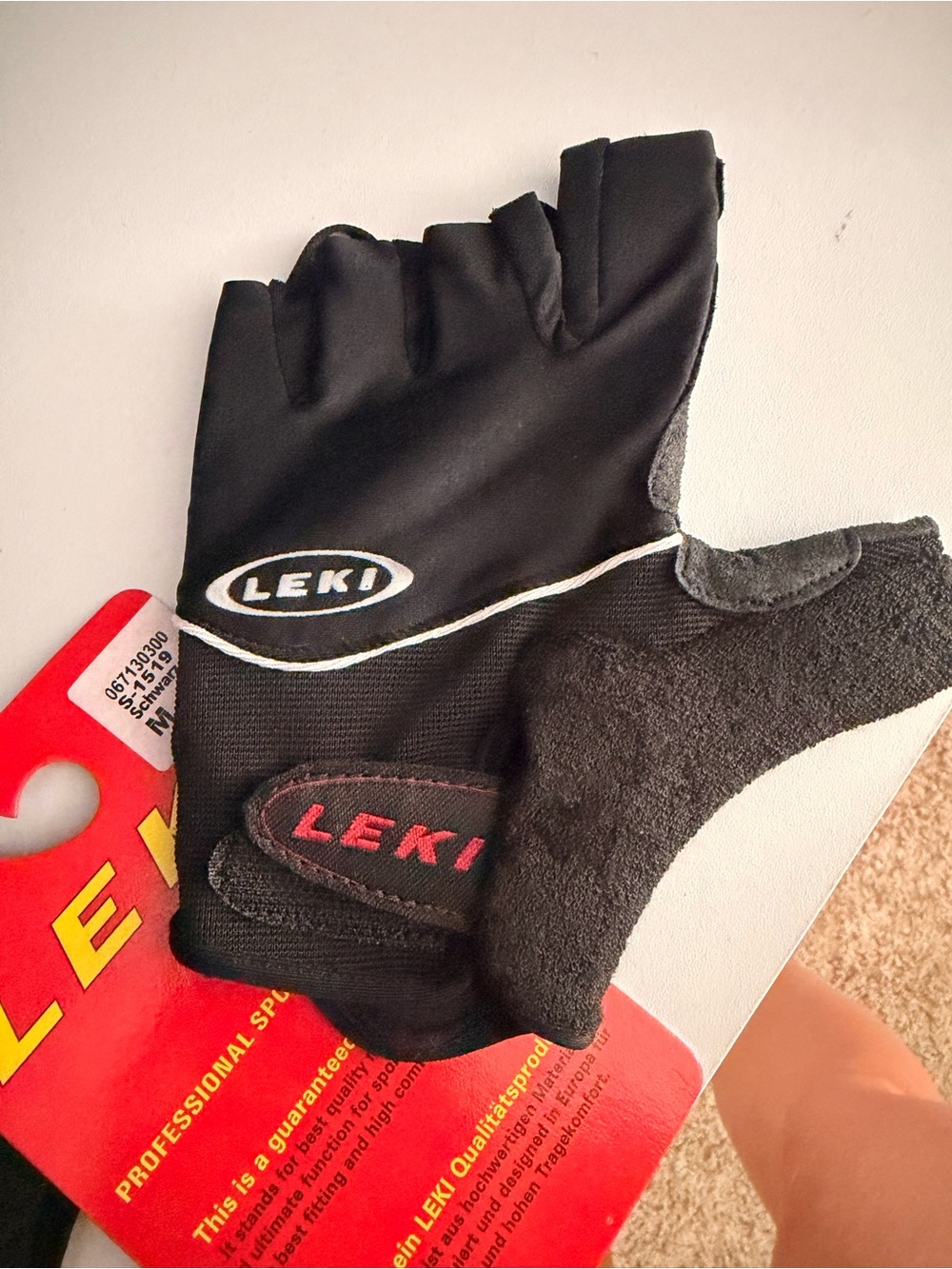 LEKI Black Fingerless Nordic Walking Trek Gloves NWT